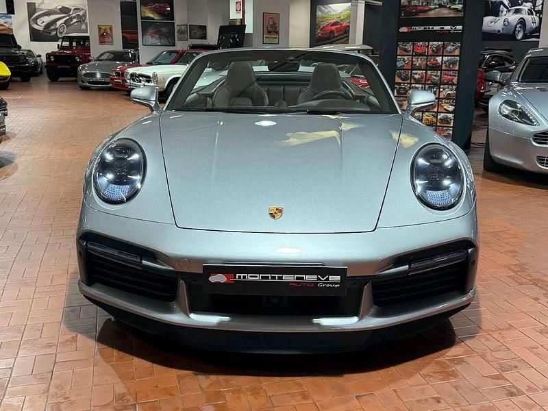 Usata Porsche 911 Turbo S Cabriolet 650 CV (478 kW) 2022 Argento gt Cabrio