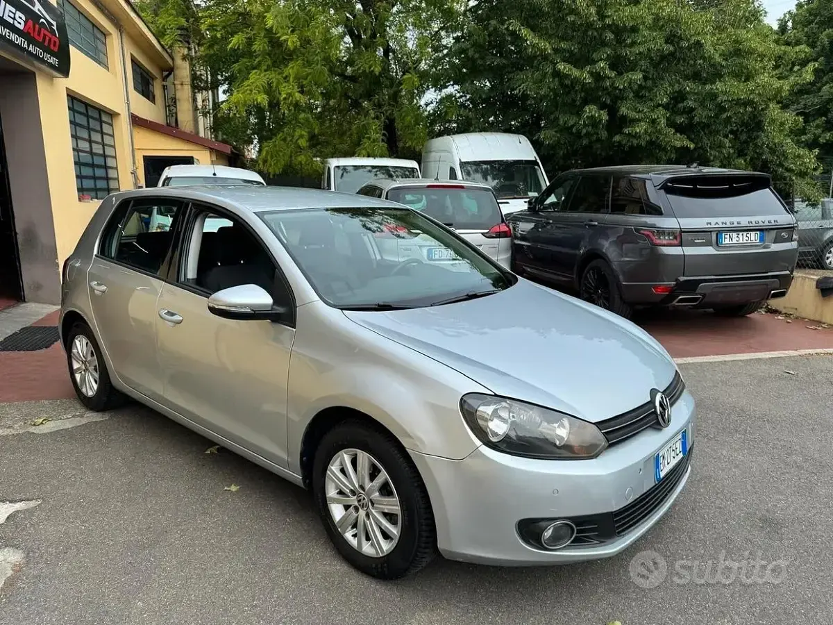 Usata VW Golf VII Highline 105 CV (77 kW) 2012 Grigio Berlina