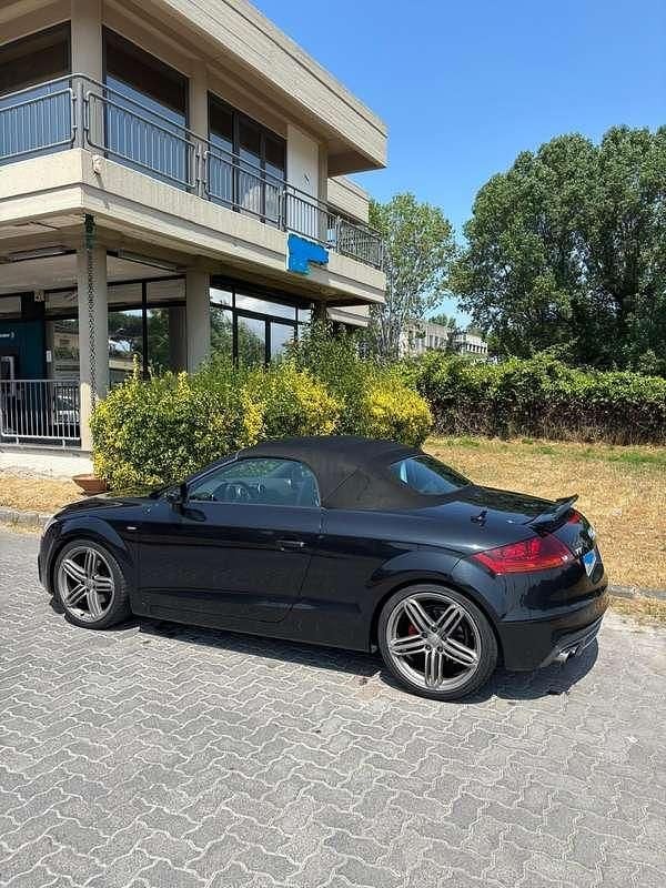 Usata Audi TT Roadster S-Line 170 CV (125 kW) 2012 Nero Cabrio