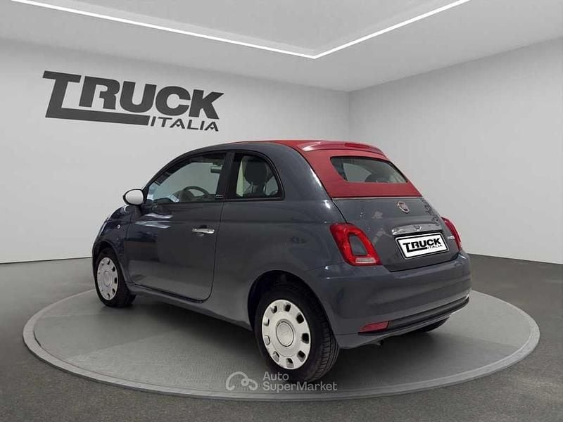 Usata Fiat 500 Red 69 CV (50 kW) 2022 Gray Cabrio