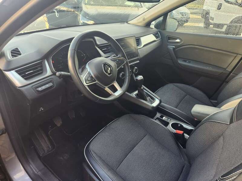 Usata Renault Captur Intens 101 CV (74 kW) 2022 Grigio SUV