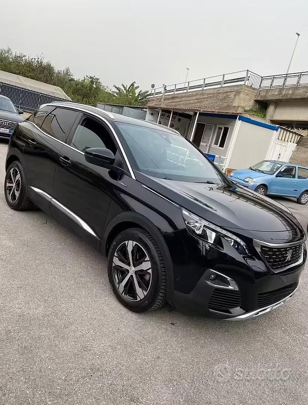 Usata Peugeot 3008 GT-line 120 CV (88 kW) 2017 Nero SUV
