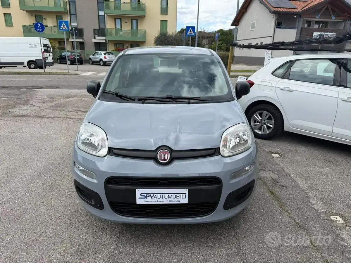 Usata Fiat Panda Easy 69 CV (50 kW) 2019 Grigio Utilitaria