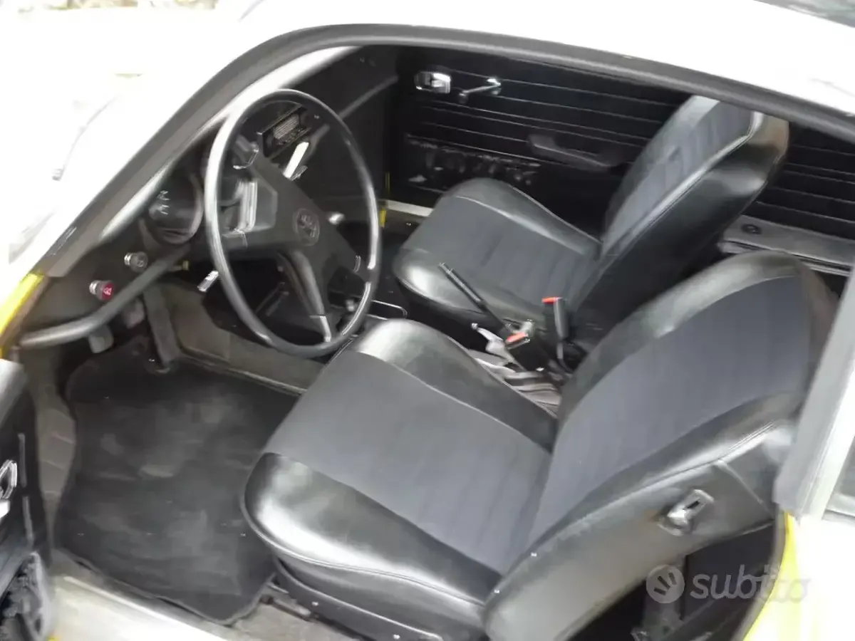 Usado VW Karmann Ghia Karmann 1970 Amarillo Coupe