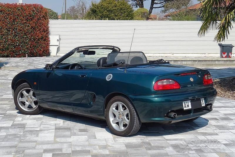 Usata MG F 120 CV (88 kW) 1998 Verde Cabrio