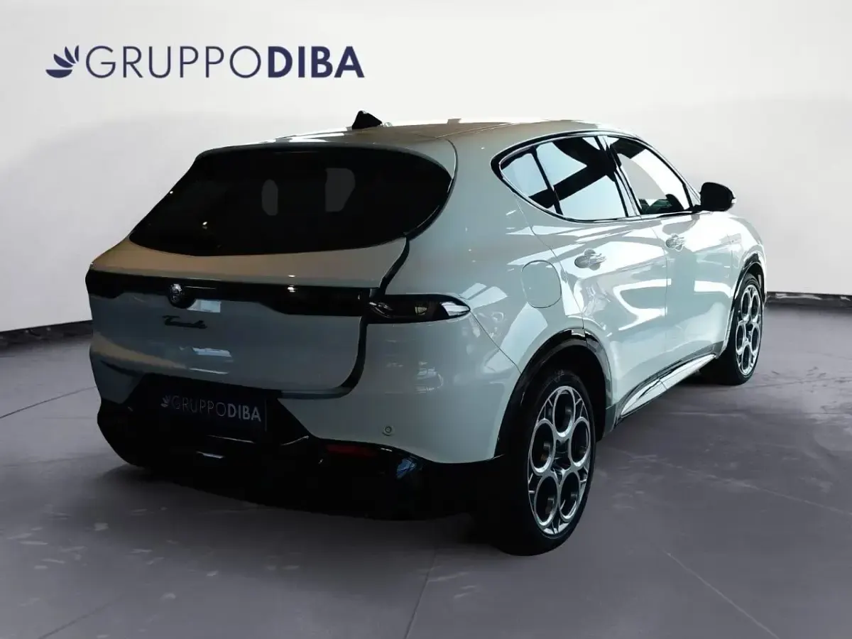 Nuova Alfa Romeo Tonale Veloce 160 CV (117 kW) 2025 Bianco SUV