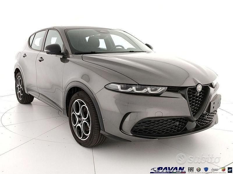 Usata Alfa Romeo Tonale Sprint 131 CV (96 kW) 2024 Grigio SUV