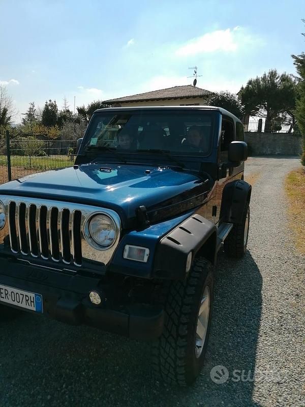 Usata Jeep Wrangler Sport 147 CV (108 kW) 2003 Blu SUV