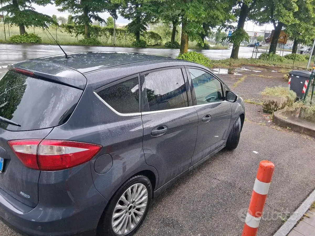 Usata Ford C-MAX 115 CV (84 kW) 2012 Grigio Monovolume