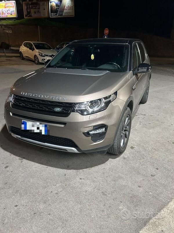 Marrone Usata 2015 Land Rover Discovery Sport SUV | 15.000 € (Buon prezzo) - Immagine 1/4