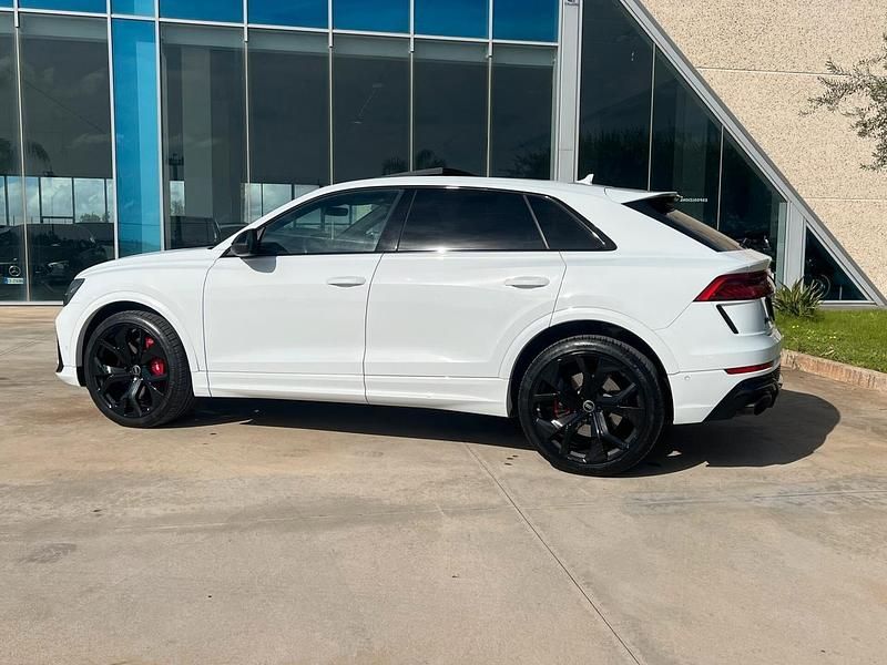 Usata Audi Q8 599 CV (440 kW) 2023 Bianco SUV