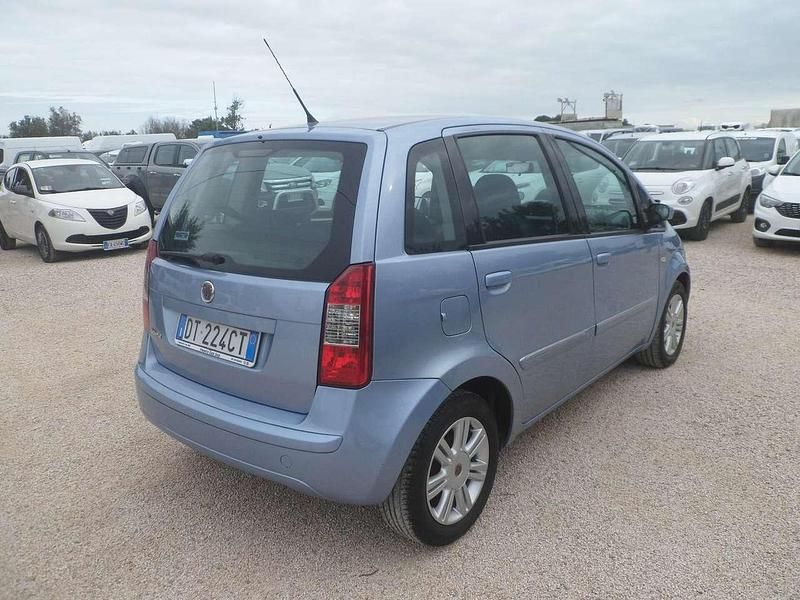 Usata Fiat Idea 90 CV (66 kW) 2008 Blu/azzurro Monovolume