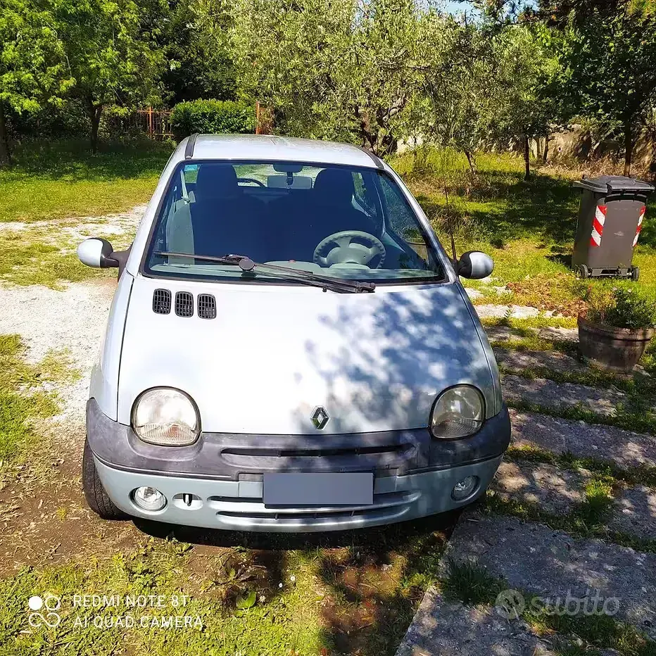 Usata Renault Twingo 58 CV (42 kW) 2002 Grigio Utilitaria