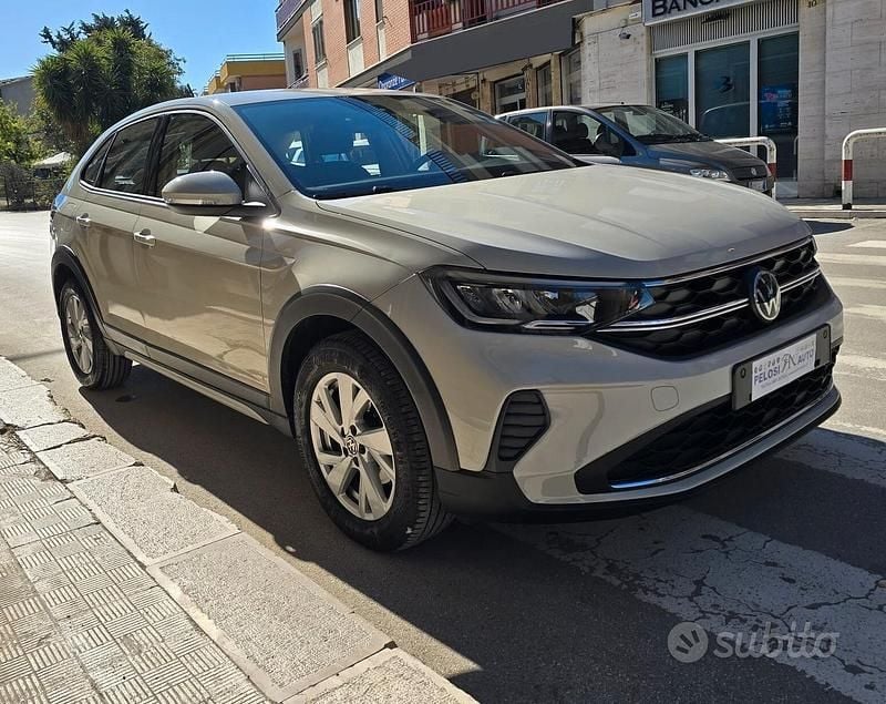 Usata VW Taigo 110 CV (80 kW) 2022 Grigio SUV