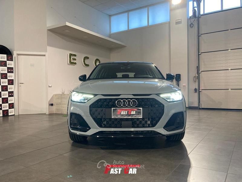 Usata Audi A1 Design 116 CV (85 kW) 2024 Grigio Utilitaria