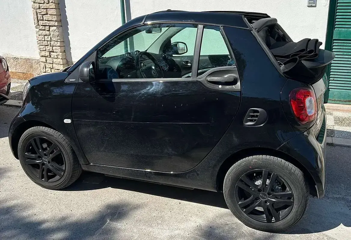 Usata Smart ForTwo Cabrio Brabus 90 CV (66 kW) 2019 Nero Cabrio