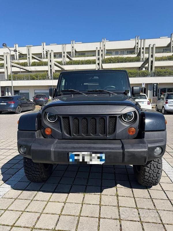 Usata Jeep Wrangler 2007 Nero SUV