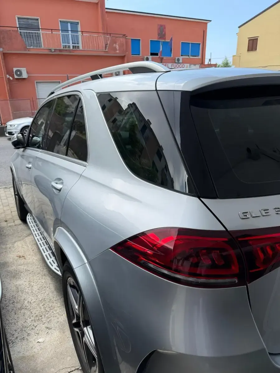 Usata Mercedes GLE300 Premium Plus 245 CV (180 kW) 2021 Argento SUV