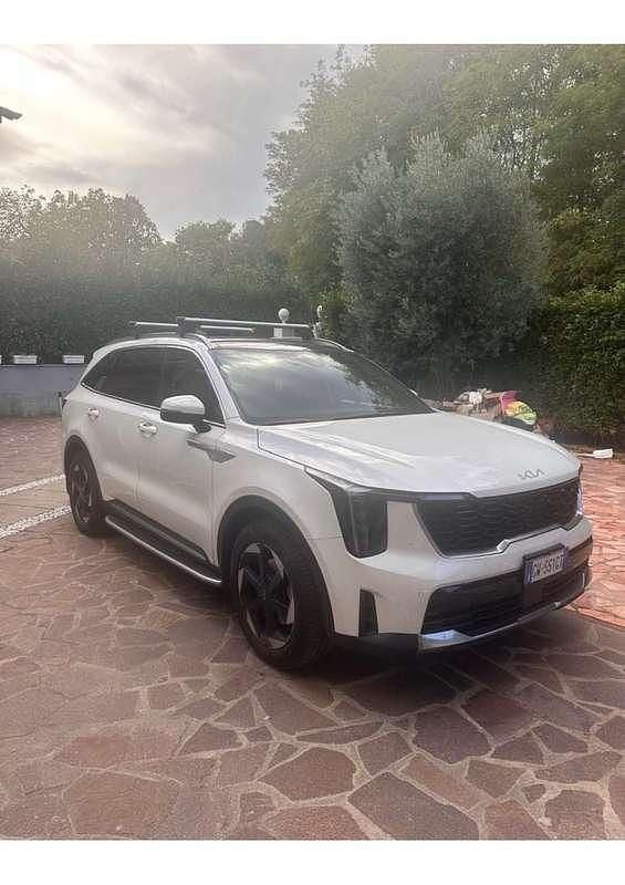 Usata Kia Sorento Style 160 CV (117 kW) 2024 Bianco SUV