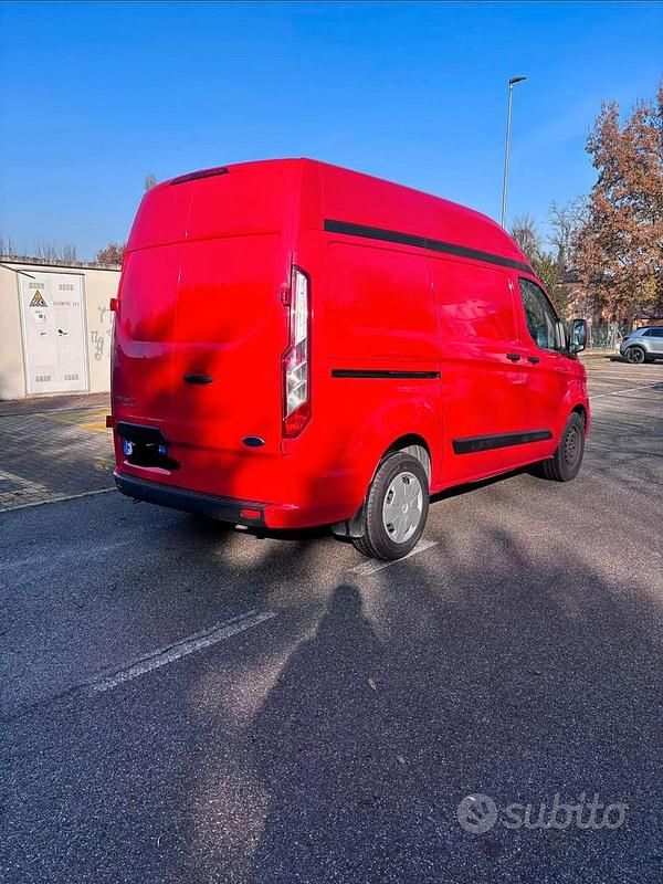 Usata Ford Transit Custom 170 CV (125 kW) 2019 Rosso Berlina