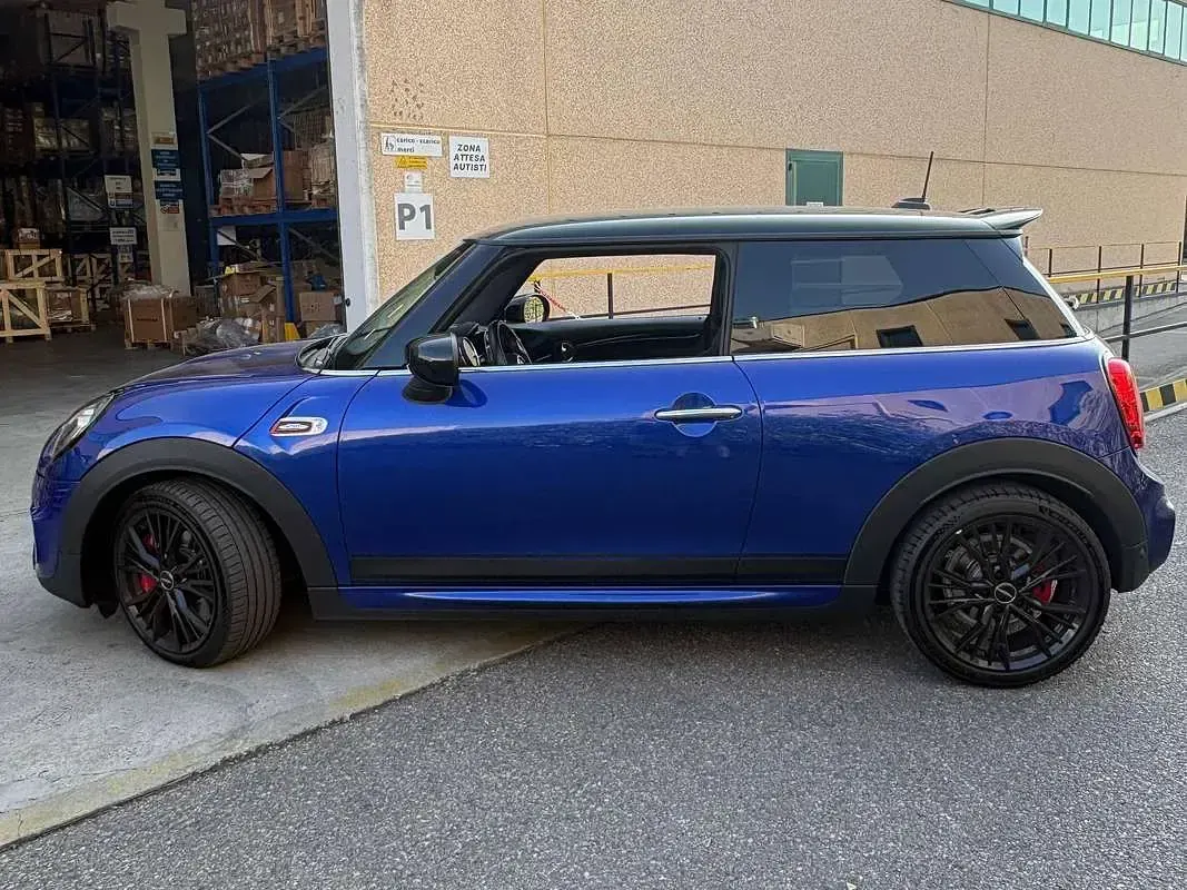 Usata Mini John Cooper Works 231 CV (169 kW) 2019 Blu/azzurro Utilitaria