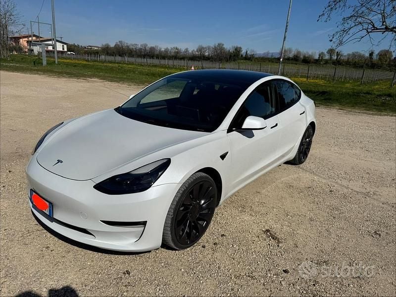 Usata Tesla Model 3 Performance 461 kW (627 CV) 2023 Bianco Berlina