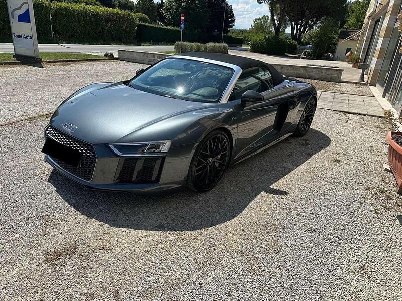 Usata Audi R8 Spyder 540 CV (397 kW) 2017 Titanio met. Cabrio