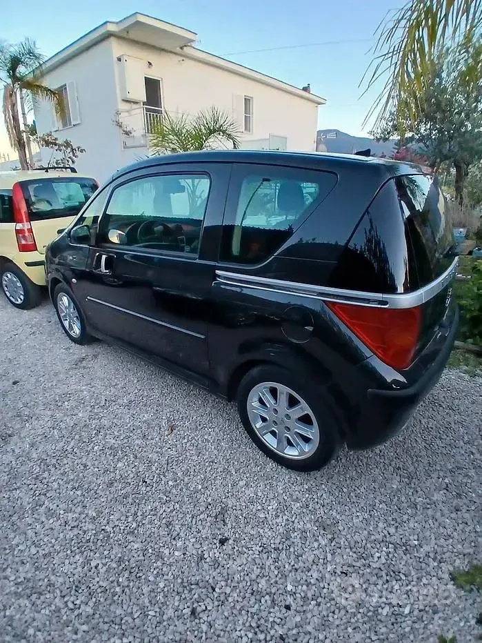 Usata Peugeot 1007 2009 Monovolume