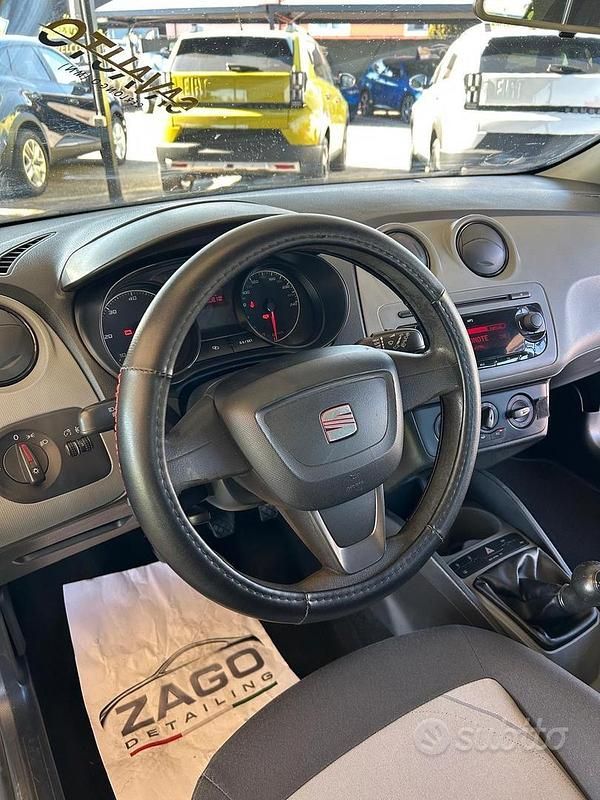 Usata Seat Ibiza Style 75 CV (55 kW) 2012 Grigio Berlina