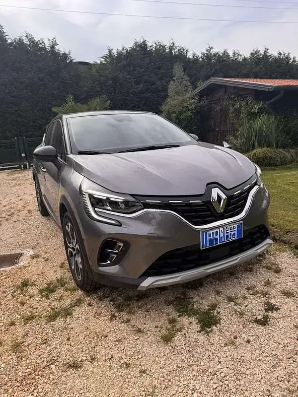 Usata Renault Captur Techno 101 CV (74 kW) 2023 SUV