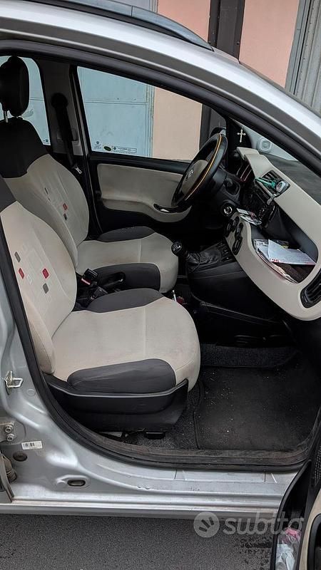 Usata Fiat Panda 70 CV (51 kW) 2015 Grigio Berlina