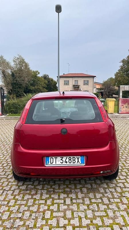 Usata Fiat Grande Punto 90 CV (66 kW) 2008 Utilitaria
