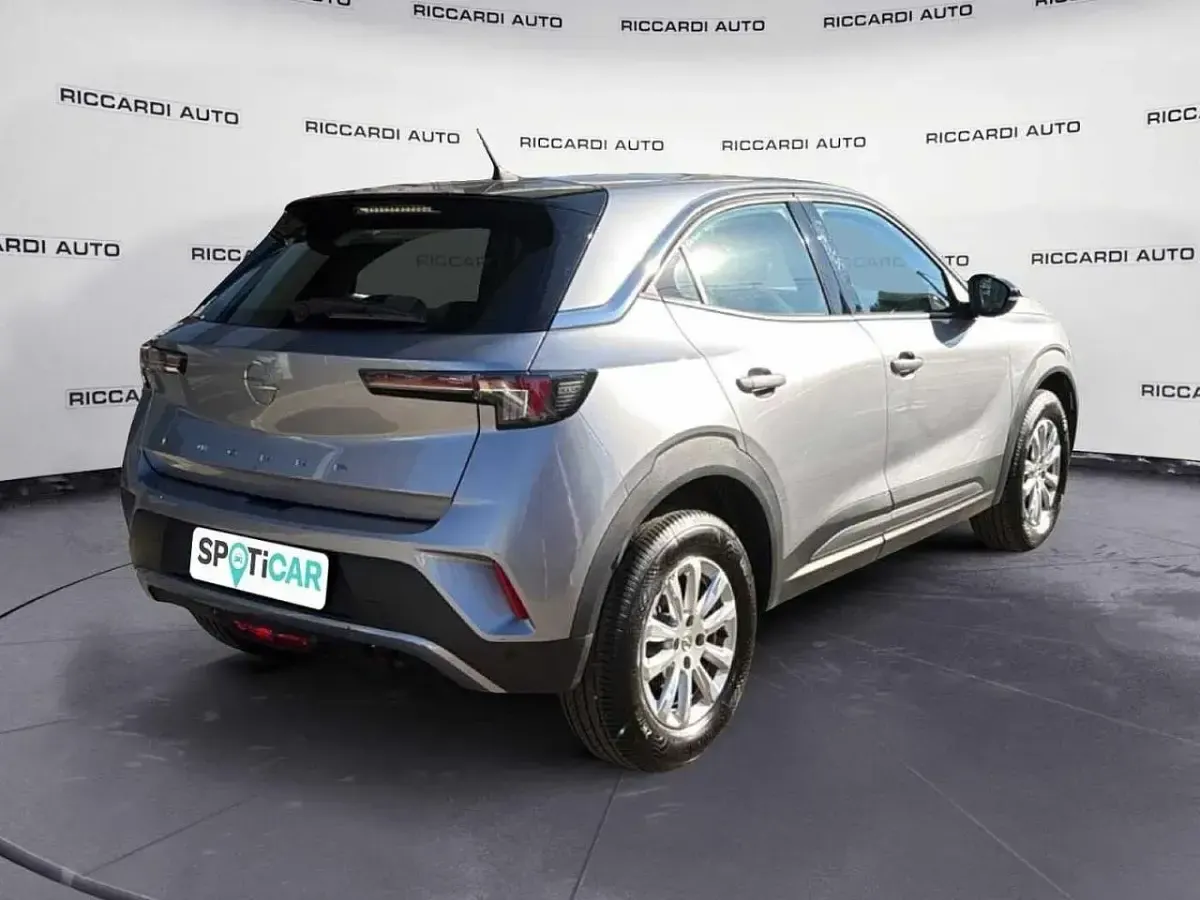 Usata Opel Mokka Edition 101 CV (74 kW) 2023 Grigio SUV