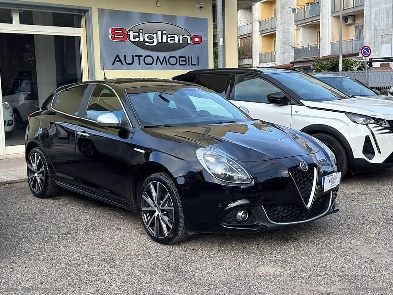 Usata Alfa Romeo Giulietta Executive 120 CV (88 kW) 2020 Nero Utilitaria