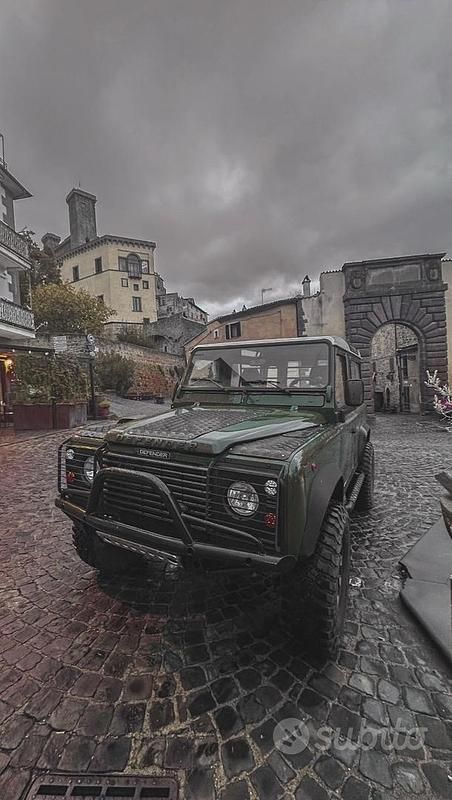 Usata Land Rover Defender 113 CV (83 kW) 2001 Station wagon