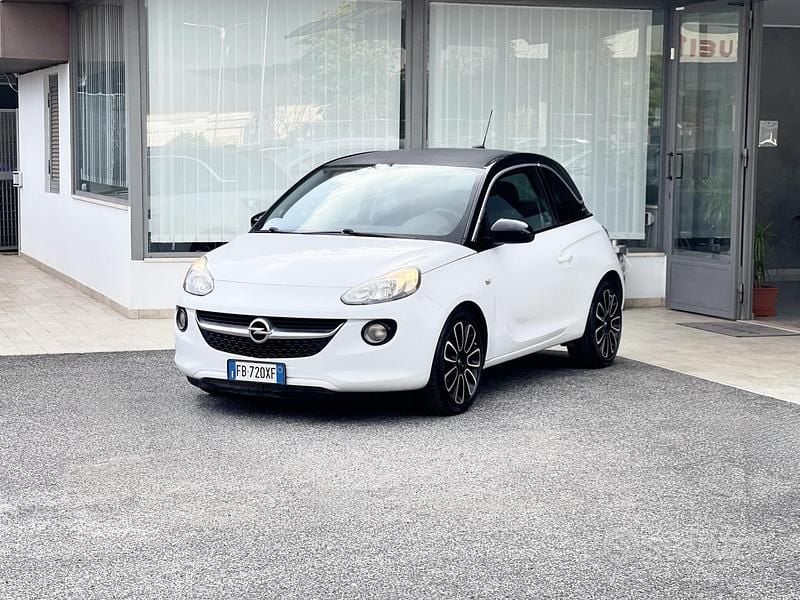 Usata Opel Adam 87 CV (63 kW) 2015 Bianco Utilitaria