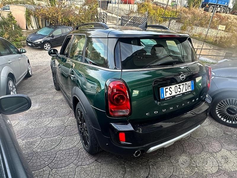 Usata Mini Cooper D Countryman Hype 150 CV (110 kW) 2018 Verde SUV