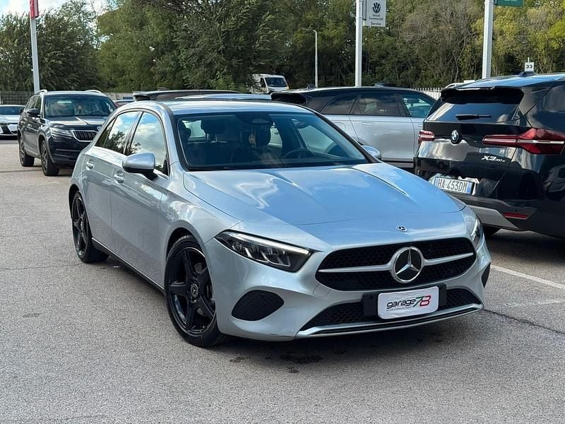 Usata Mercedes A180 Advanced Plus 116 CV (85 kW) 2024 Argento Berlina