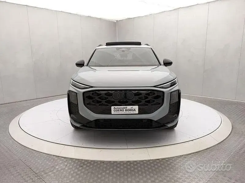 Nuova Audi Q3 S-Line 150 CV (110 kW) 2026 Grigio SUV