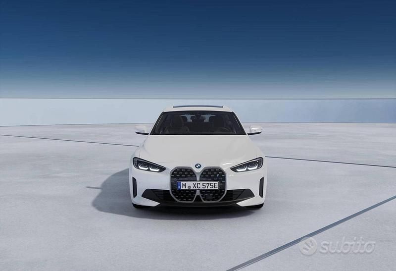 Nuova BMW i4 Comfort Edition 105 kW (143 CV) 2025 Bianco Berlina