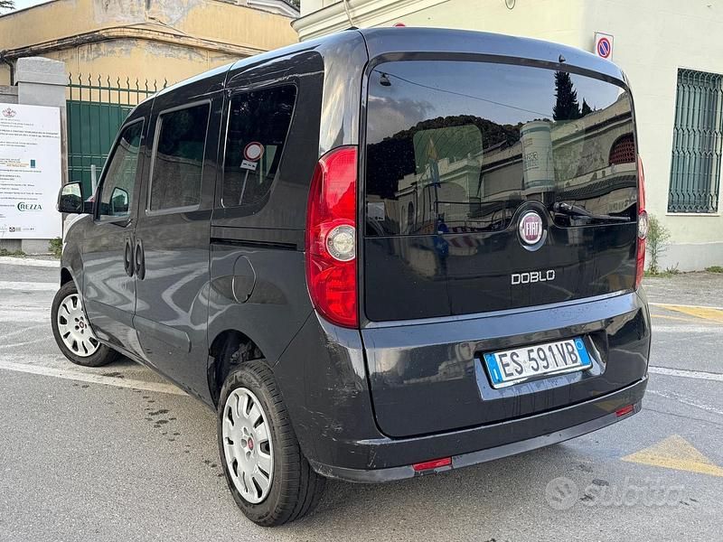 Usata Fiat Doblò Emotion 135 CV (99 kW) 2013 Nero Monovolume