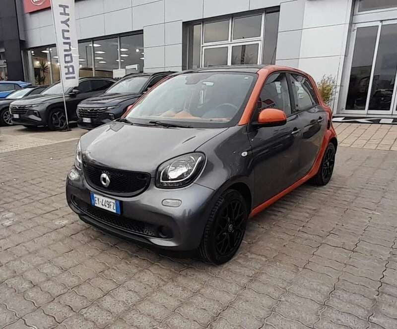 Grigio Usata 2015 Smart ForFour Edition #1 Due volumi | 10.900 € (Molto cara) - Immagine 1/4