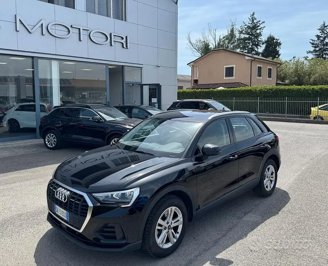 Usata Audi Q3 Ambiente 150 CV (110 kW) 2022 Nero mito metallizzato SUV