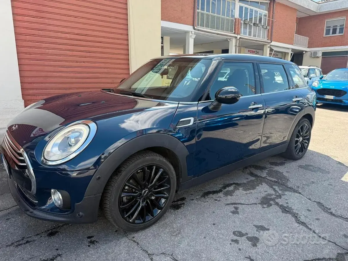 Usata Mini Cooper D Clubman 150 CV (110 kW) 2019 Blu Station wagon