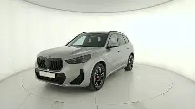 Usata BMW X1 Comfort Edition 197 CV (144 kW) 2023 Mineral white metallizzato SUV