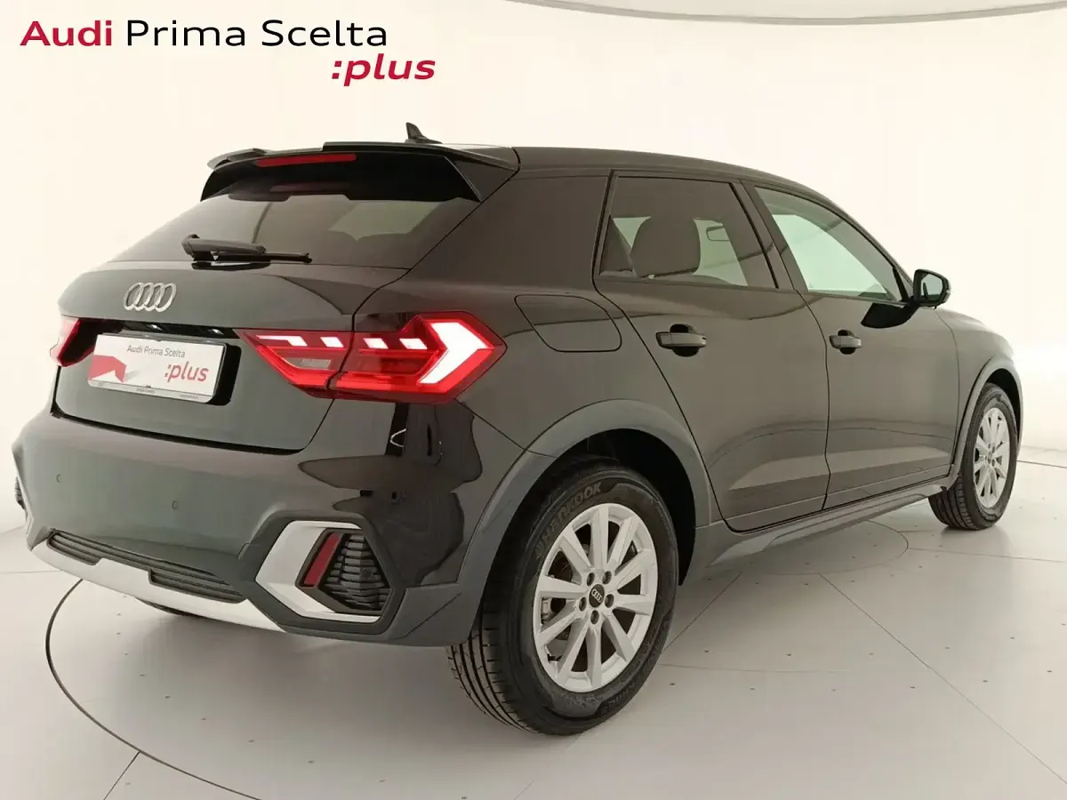 Usata Audi A1 Business 116 CV (85 kW) 2025 Nero mythos metallizzato SUV