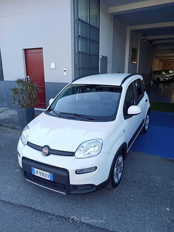Usata Fiat Panda City Life 69 CV (50 kW) 2022 Bianco Berlina