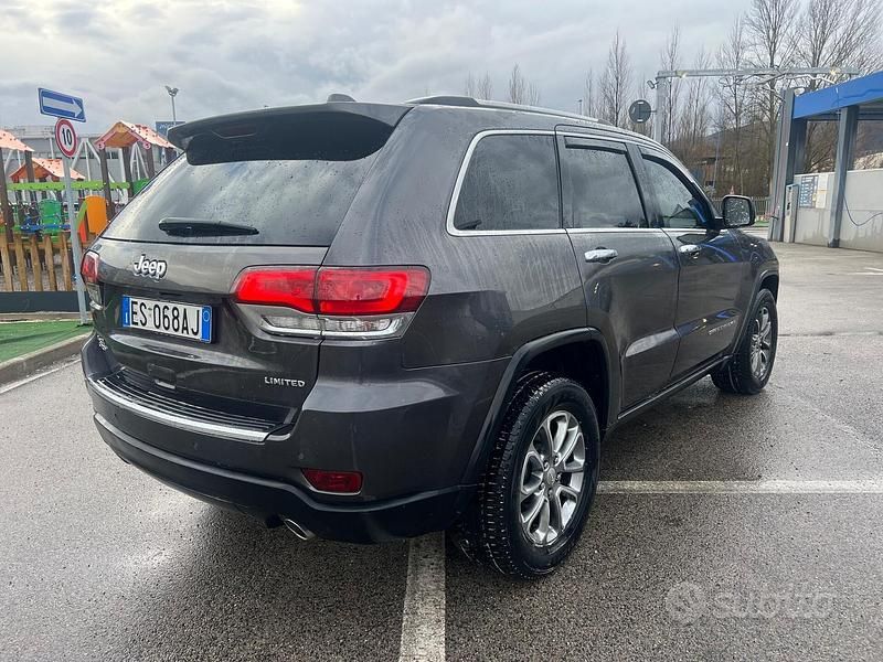 Usata Jeep Grand Cherokee Limited 250 CV (183 kW) 2013 Grigio SUV