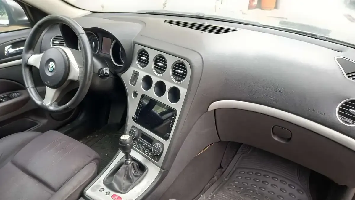 Usata Alfa Romeo 159 150 CV (110 kW) 2007 Grigio Berlina