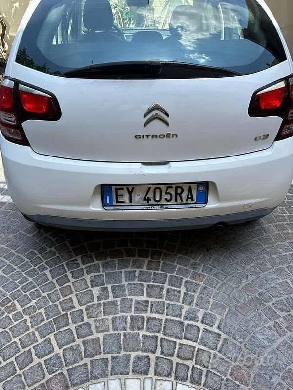 Usata Citroën C3 82 CV (60 kW) 2015 Bianco Utilitaria